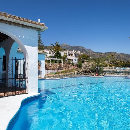 Capistrano Village, 1 bedroom + free wi-fi Nerja Esterno foto
