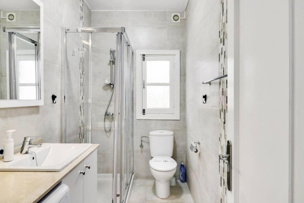 Capistrano Village, 1 bedroom + free wi-fi Nerja Esterno foto