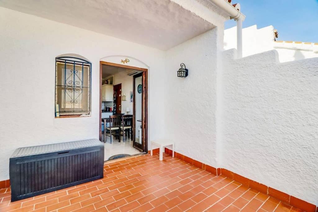 Capistrano Village, 1 bedroom + free wi-fi Nerja Esterno foto